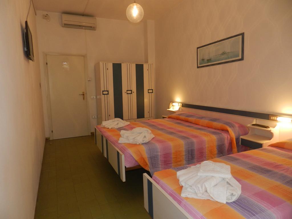 Hotel Michelangelo Bellaria-Igea Marina Pokoj fotografie